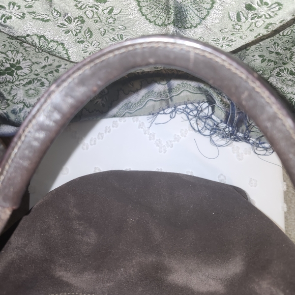 SOLD  SOLD  DO NOT BUY Vintage Brown Suede And Leather  Gucci Hobo Handbag - Picture 7 of 15